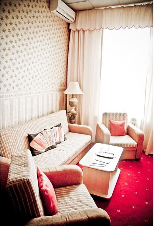 Hotel Arad Szoba fotó