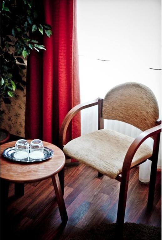 Hotel Arad Kültér fotó